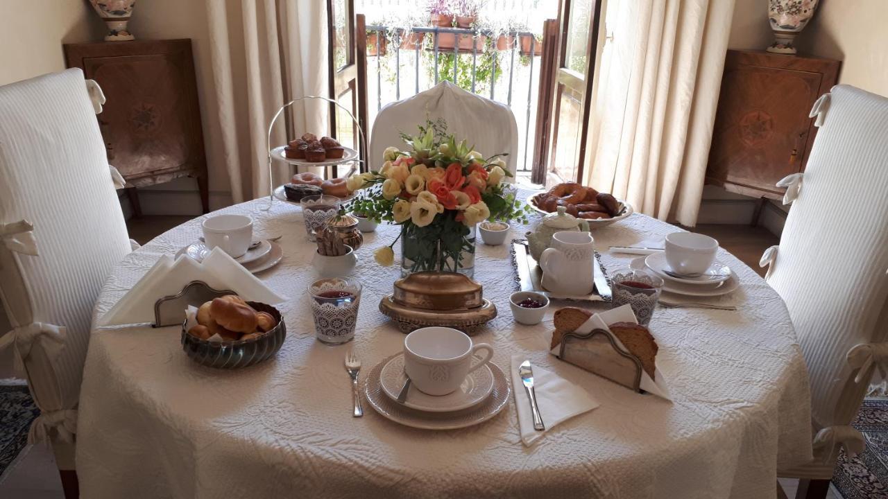 Dependance Royale Bed and Breakfast Caserta Buitenkant foto